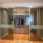 Jak Zamontować Drzwi Przesuwne Do Szafy